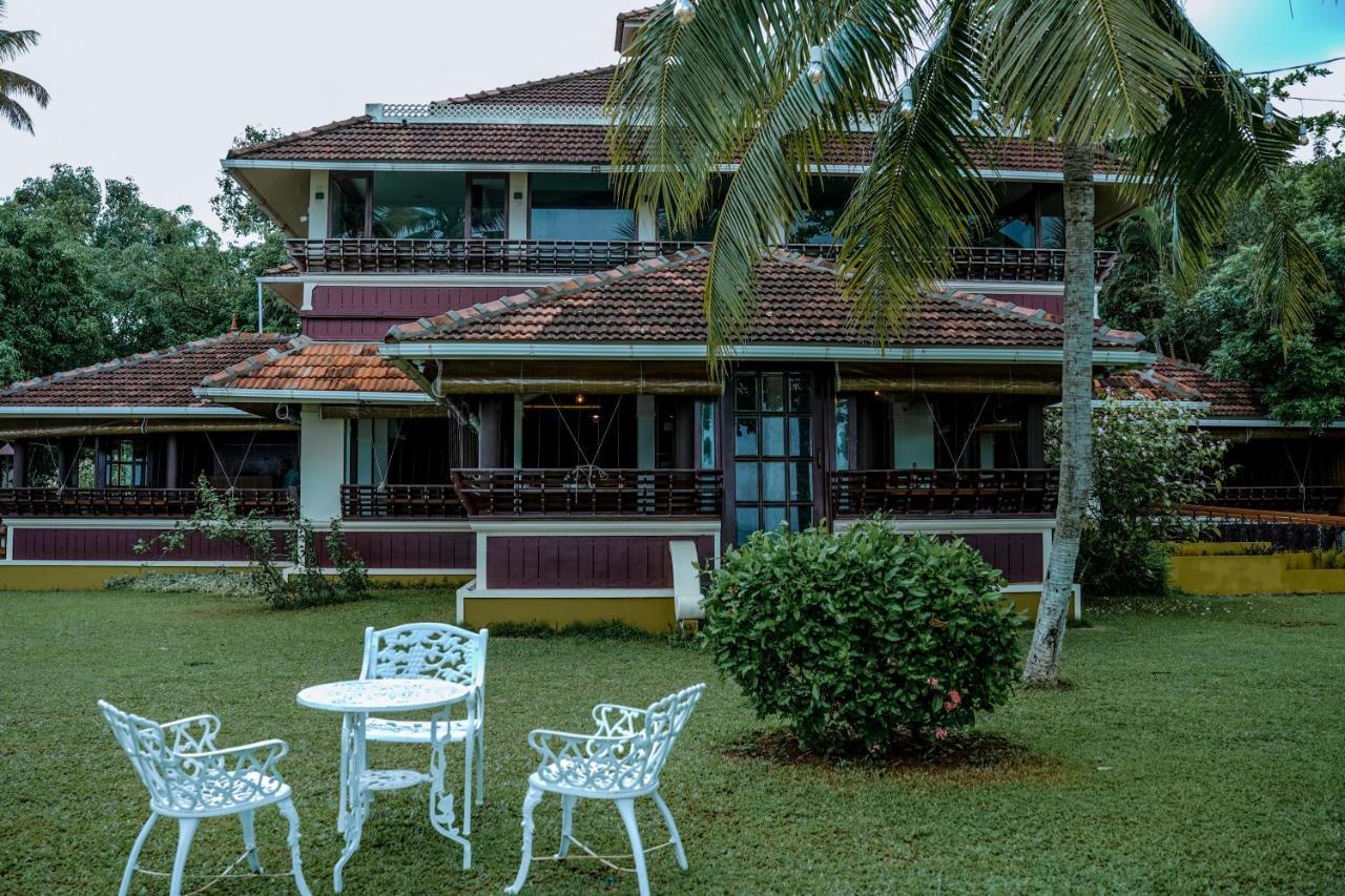 The World Backwaters, Alleppey Kumarakom Bagian luar foto